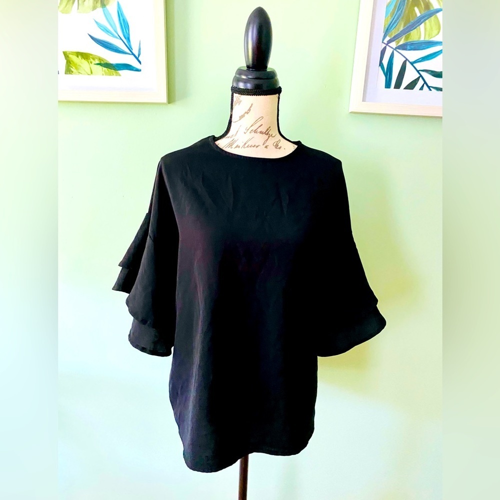 Women’s Elegant Black Ruffle Sleeve Top Size Small